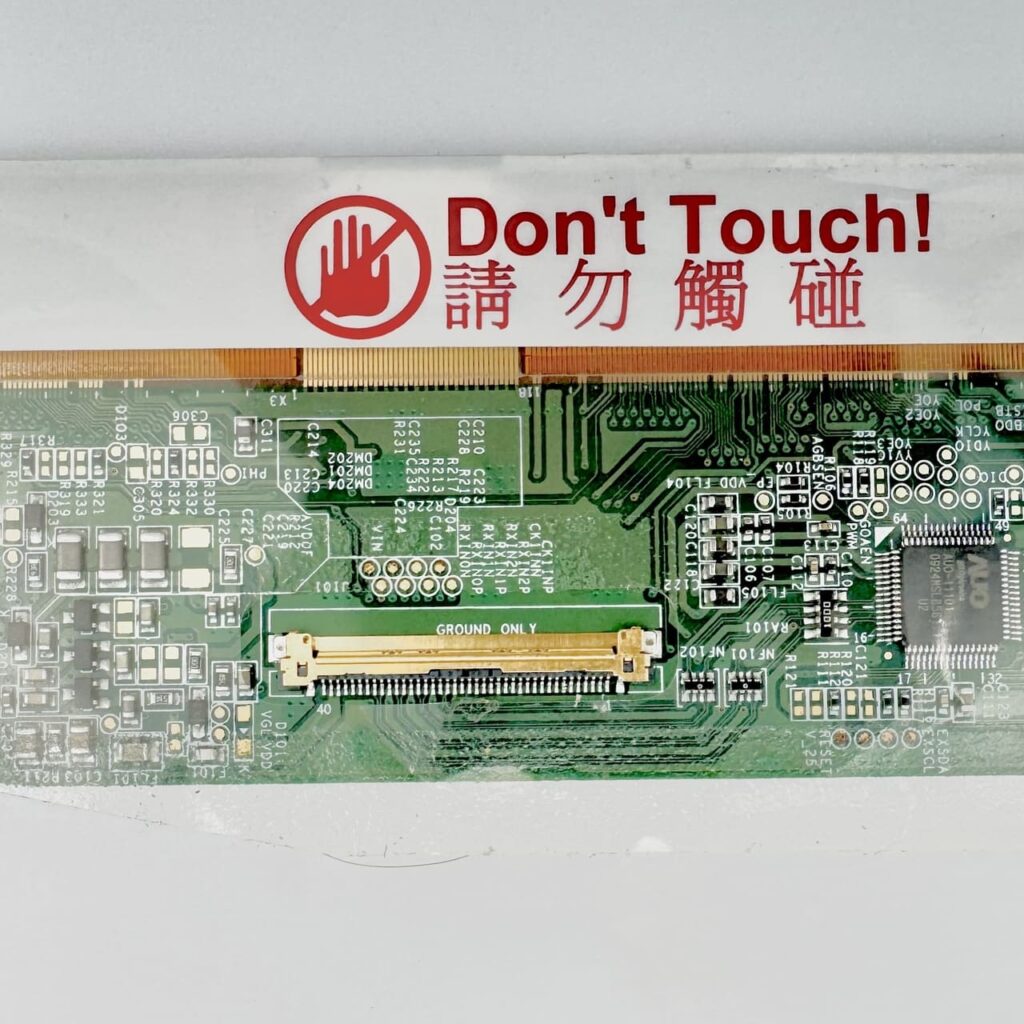Laptop screen 15.6 1366×768 40-pin LVDS compatible replacement – FixLaptop Tbilisi